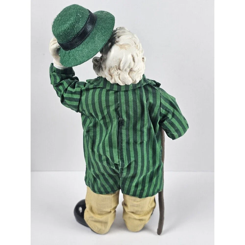 Clothtiques Possible Dreams Top O' The Mornin' St. Patrick's Irishman Santa